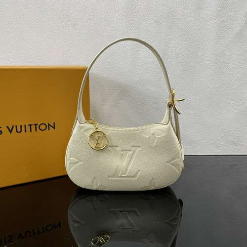 Picture of LV Lady Handbags _SKUfw141089998fw